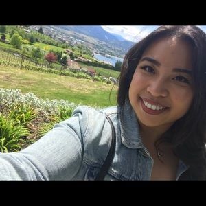 Meet your Posher, Alyssa nicole